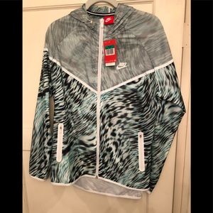 Nine Women’s Wind Runner Leopard Print Jacket.
